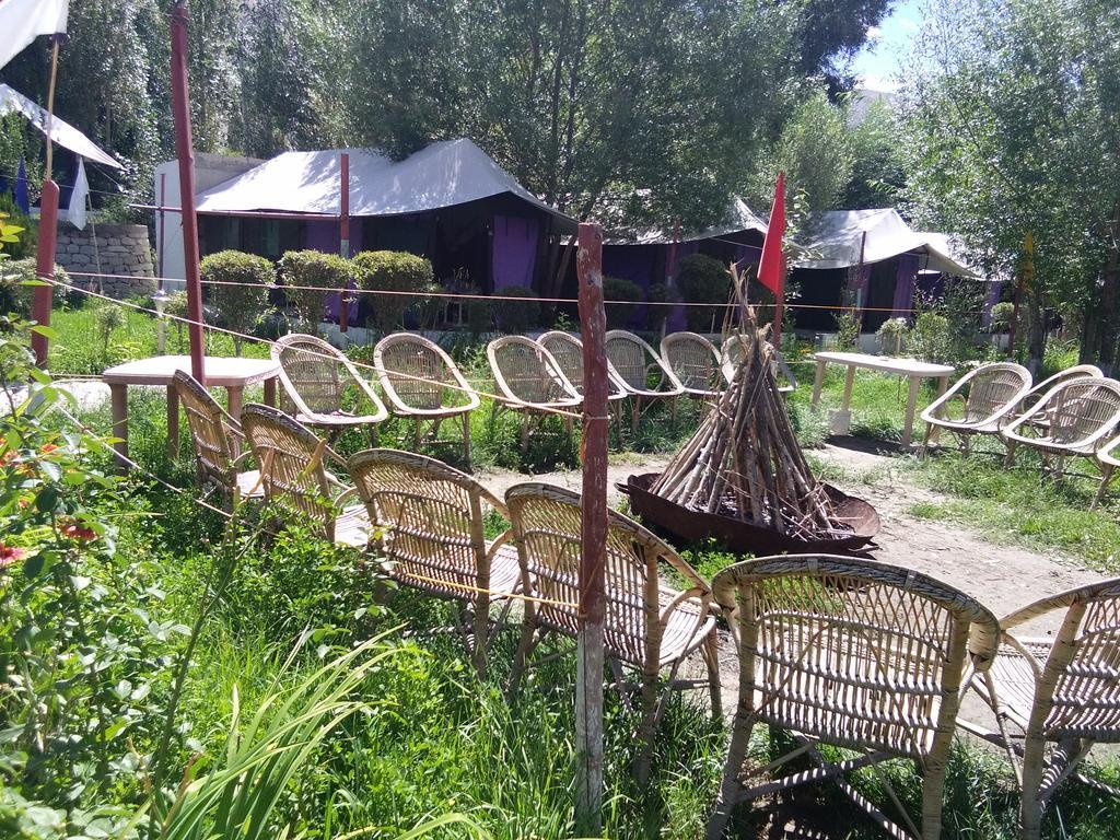 Galaxy Guest House Hundar Exterior foto